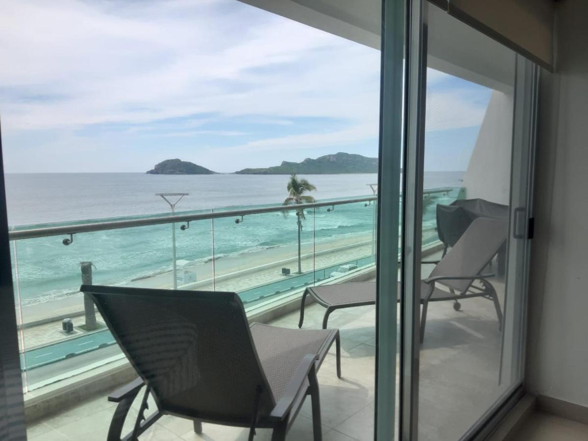 Hermoso Y Moderno Departamento Frente Al Malecon Con Preciosa Vista Al Mar Mazatlan Bagian luar foto